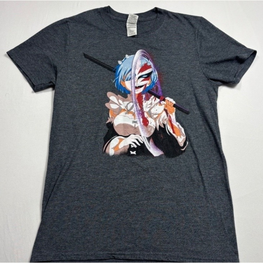 Gildan Softstyle Men's Anime Graphic T Shirt Gray Small Short Sleeve